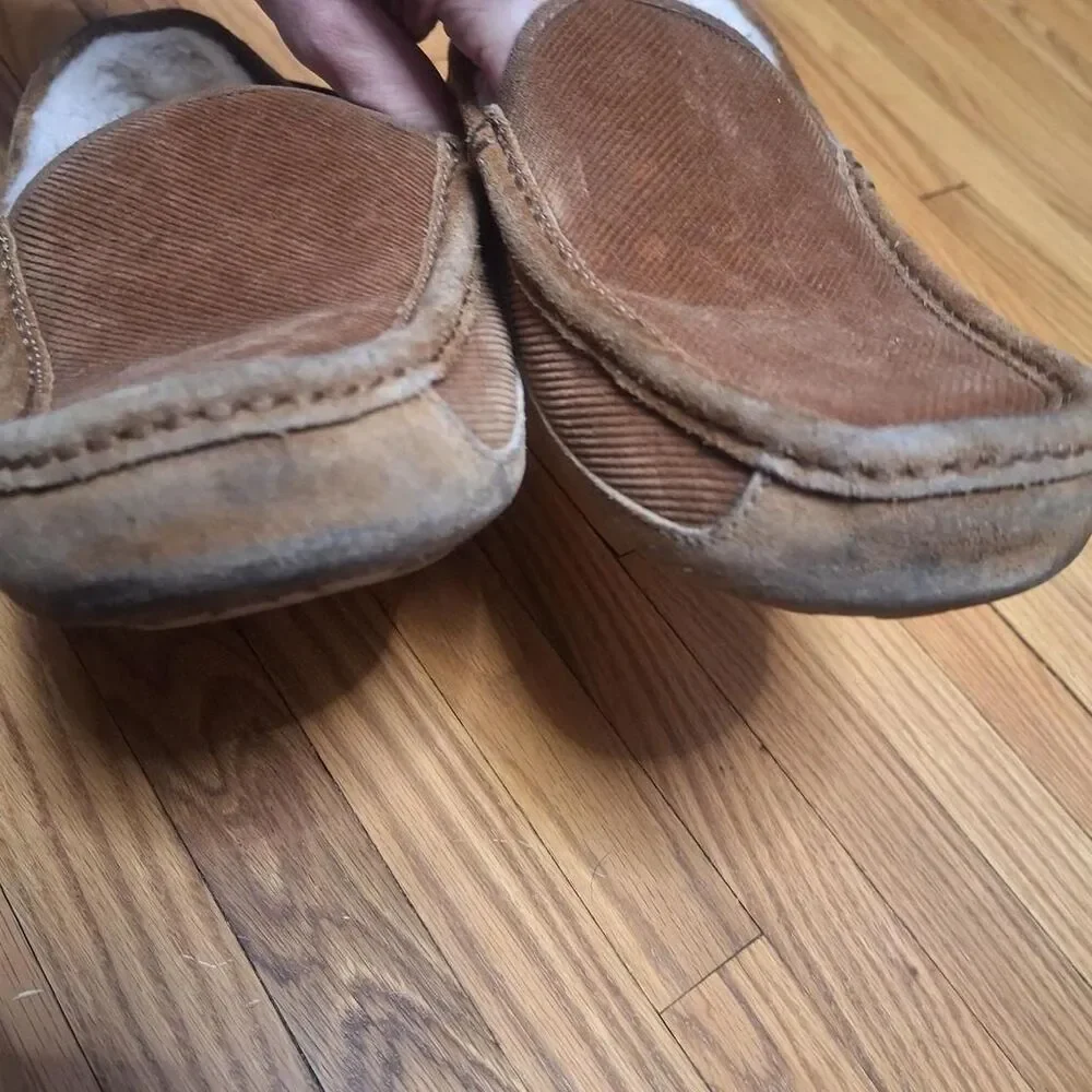 Ugg Men's Brown and Tan Slippers